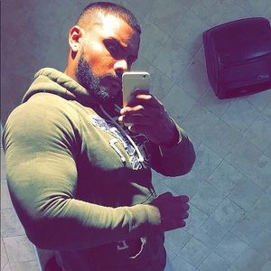 Meet your Posher, Leon